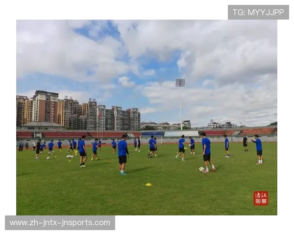 足球运动员的全面素质训练与竞技发展